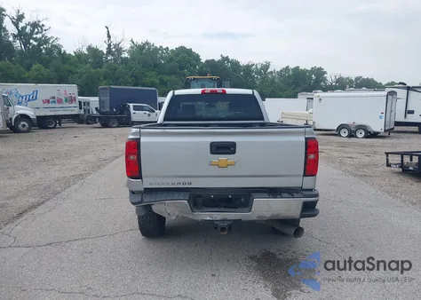 2018 Chevrolet Silverado K2500 Heavy Duty из США, поврежденный, VIN 1GC1KUEY6JF203994